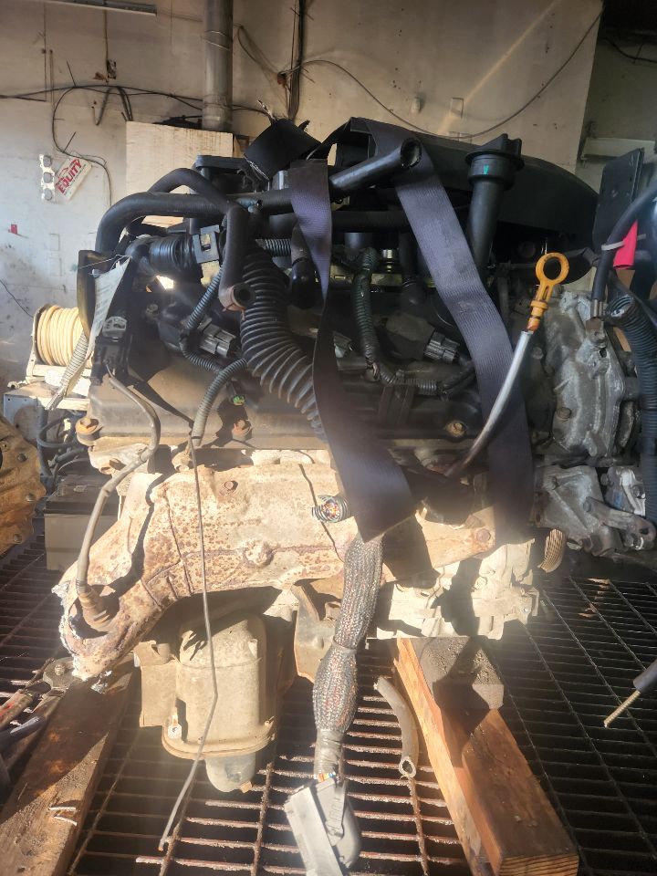 2005 NISSAN TITAN ENGINE ASSEMBLY - 467150 — photo 2