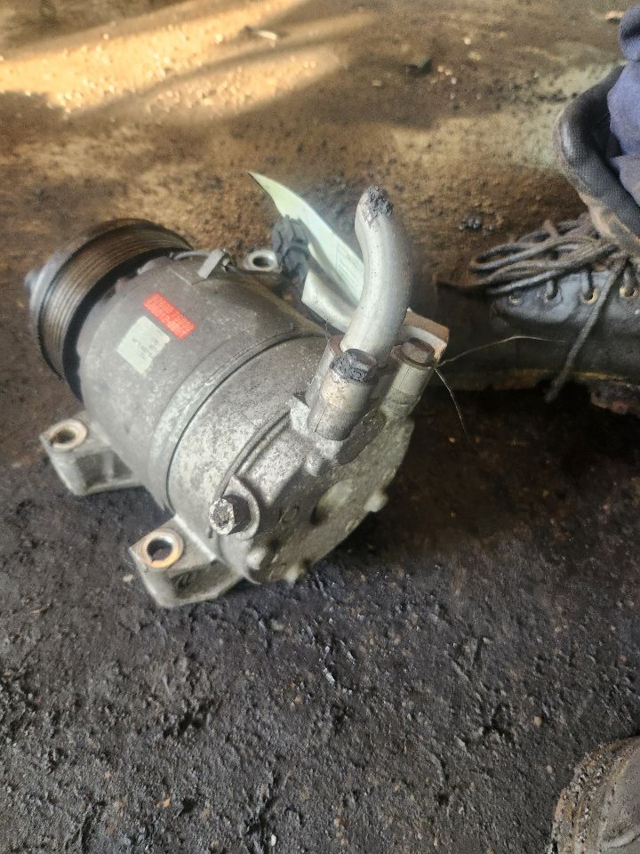 2005 NISSAN TITAN AC COMPRESSOR - 467153 — photo 3