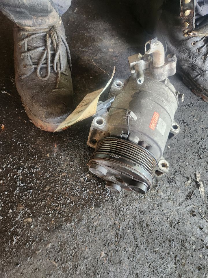 2005 NISSAN TITAN AC COMPRESSOR - 467153 — photo 4
