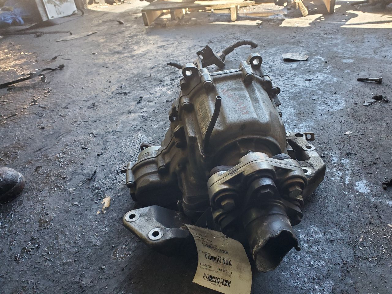 2012 BMW 550i TRANSFER CASE ASSY - 467182 — photo 3