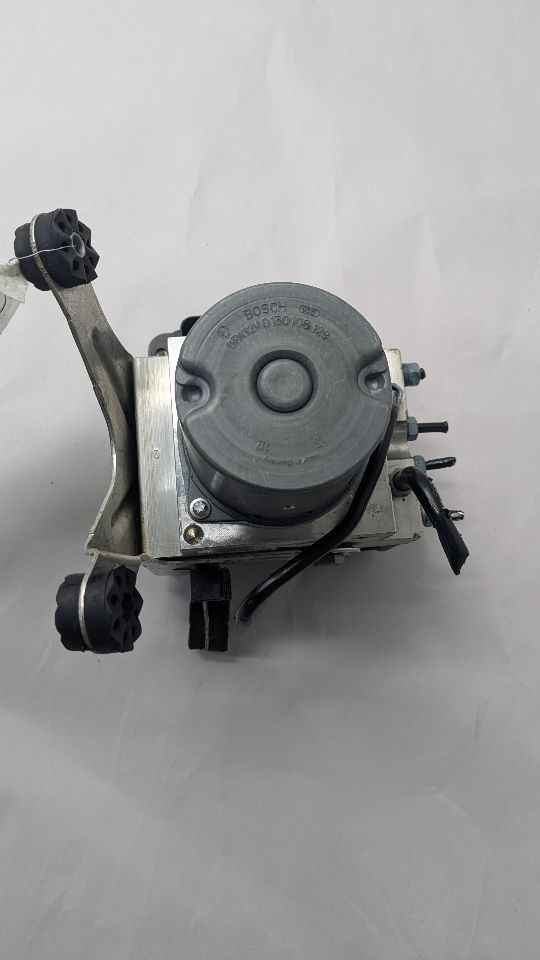 2012 BMW 550i Anti-lock Brake Pts - 467186