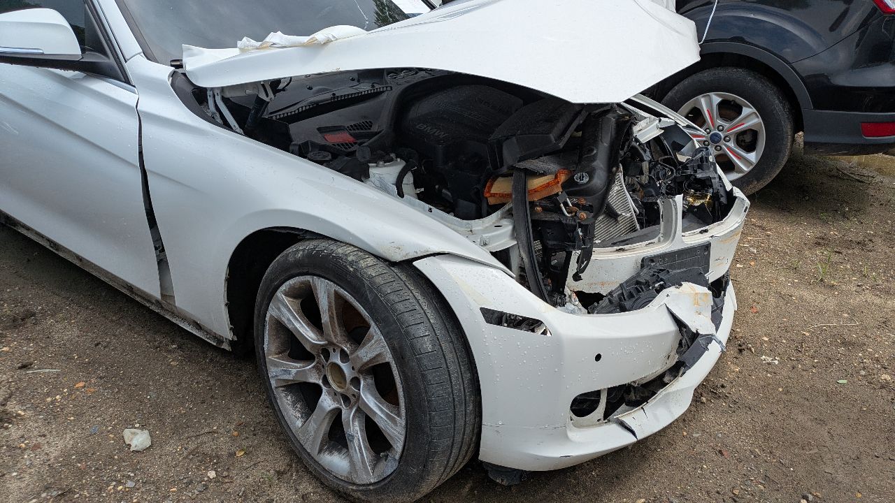 2015 BMW 328i 4cyl Gasoline Turbo 2.0 CARRIER ASSEMBLY - 467446 — photo 4