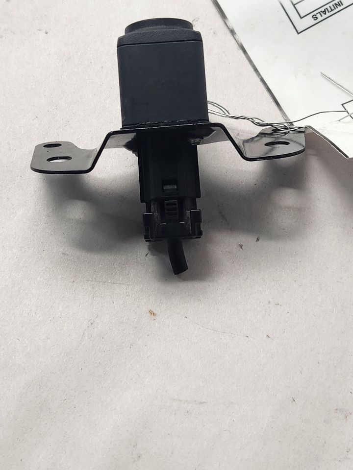 2023 TOYOTA VENZA Camera Projector - 467606 — photo 4