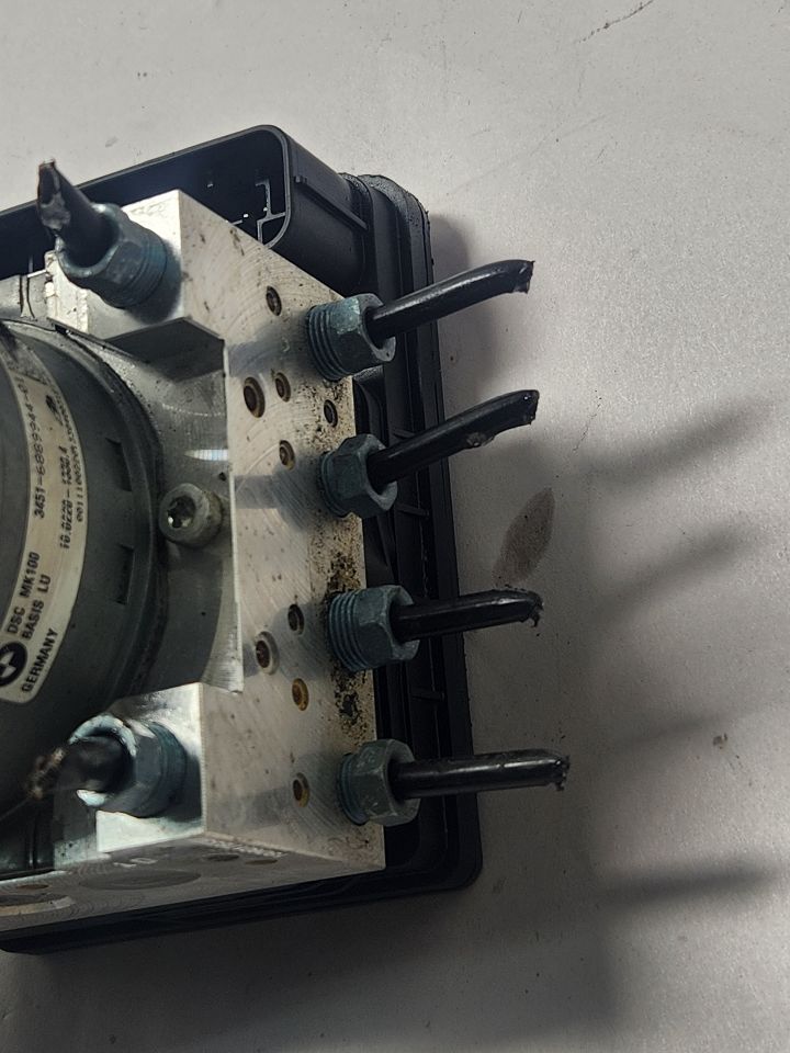 2019 MINI COOPER COOPER Anti-lock Brake Pts - 467710 — photo 3