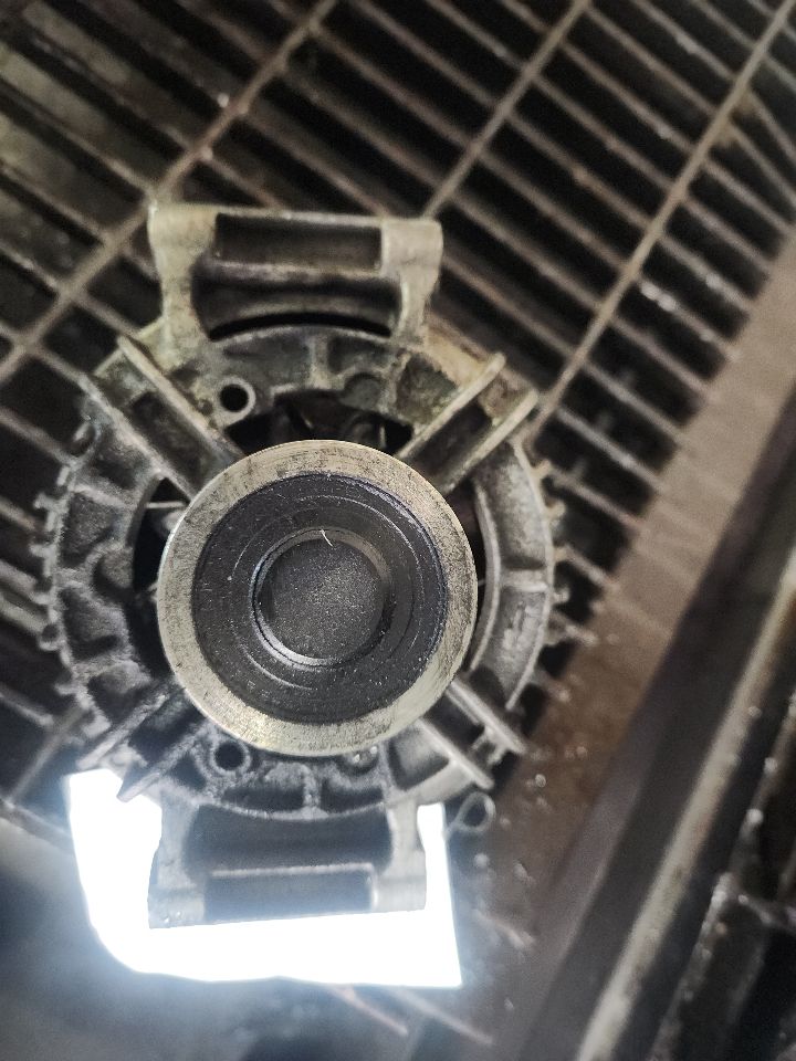 2017 VOLKSWAGEN CC ALTERNATOR - 467804 — photo 2