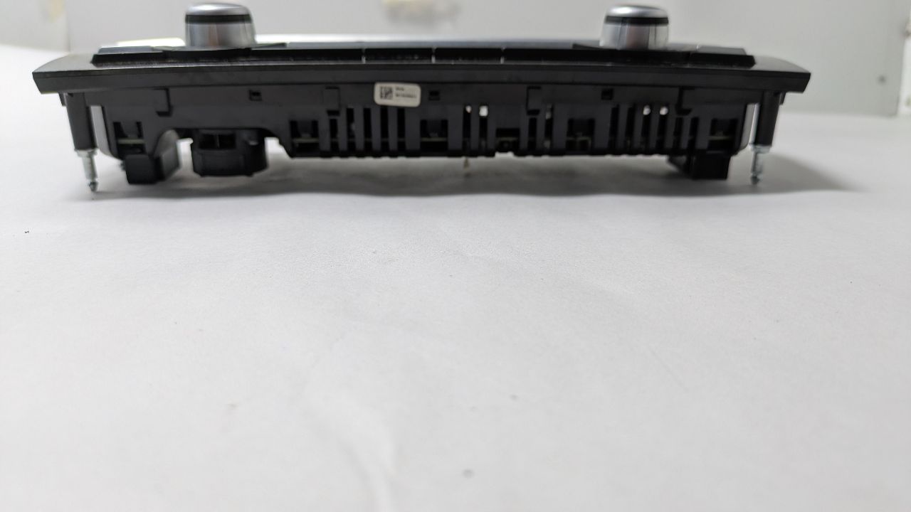 2012 BMW 750i TEMP CONTROL - 467854 — photo 2
