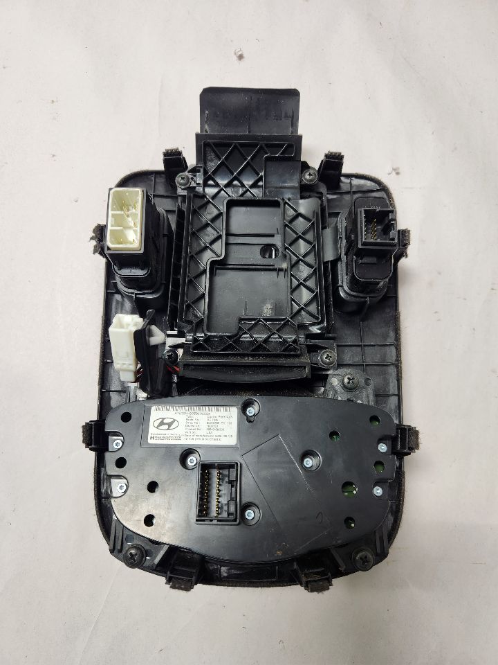 2014 CHEVROLET SONIC Console, Front - 467897 — photo 2