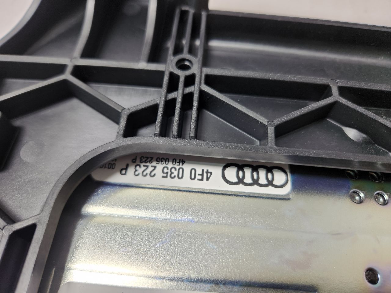 2011 AUDI A6 Radio Audio - 467929 — photo 7