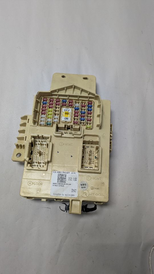 2019 KIA OPTIMA Fuse Box, Engine - 467952 — photo 1