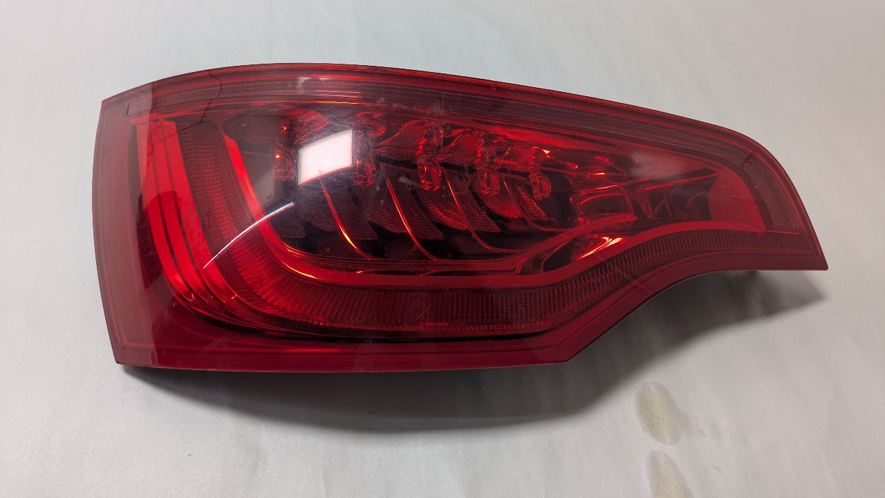 2015 AUDI Q7 Left TAIL LAMP - 467976