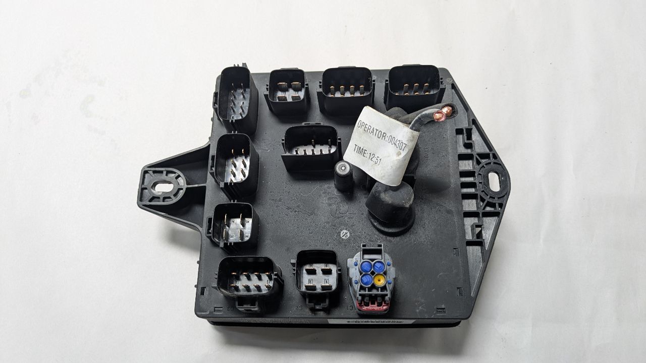 2019 JAGUAR XJ 3.0L 6cyl Supercharged G Fuse Box, Engine - 467979