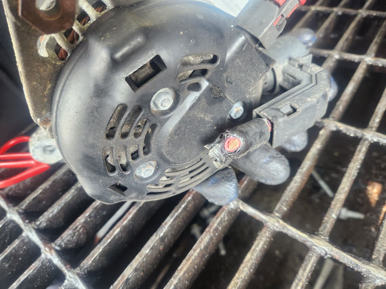 2010 VOLKSWAGEN ROUTAN ALTERNATOR - 468409 — photo 2