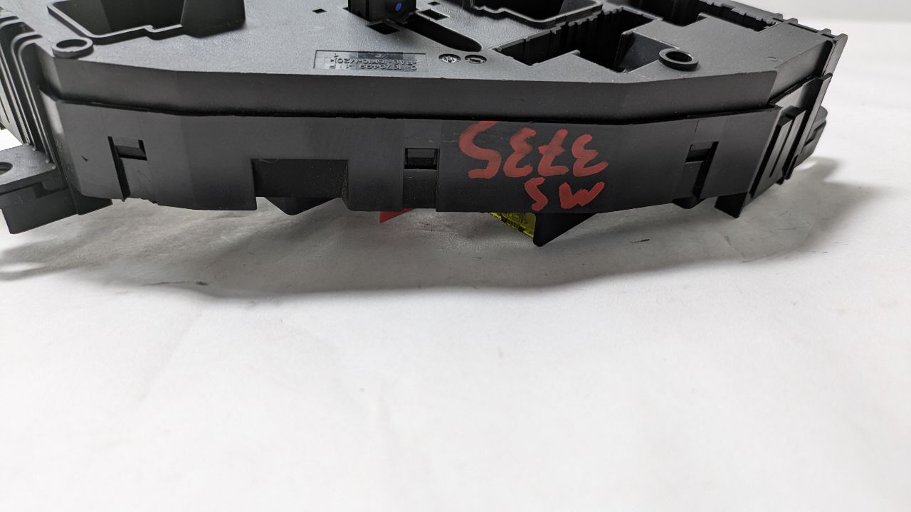 2015 BMW 740i Fuse Box, Engine - 468949 — photo 3