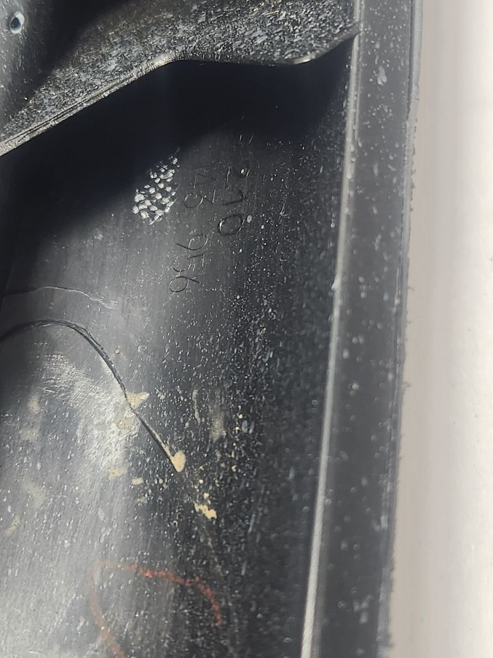 2015 BMW 740i GLOVE BOX - 468953 — photo 4