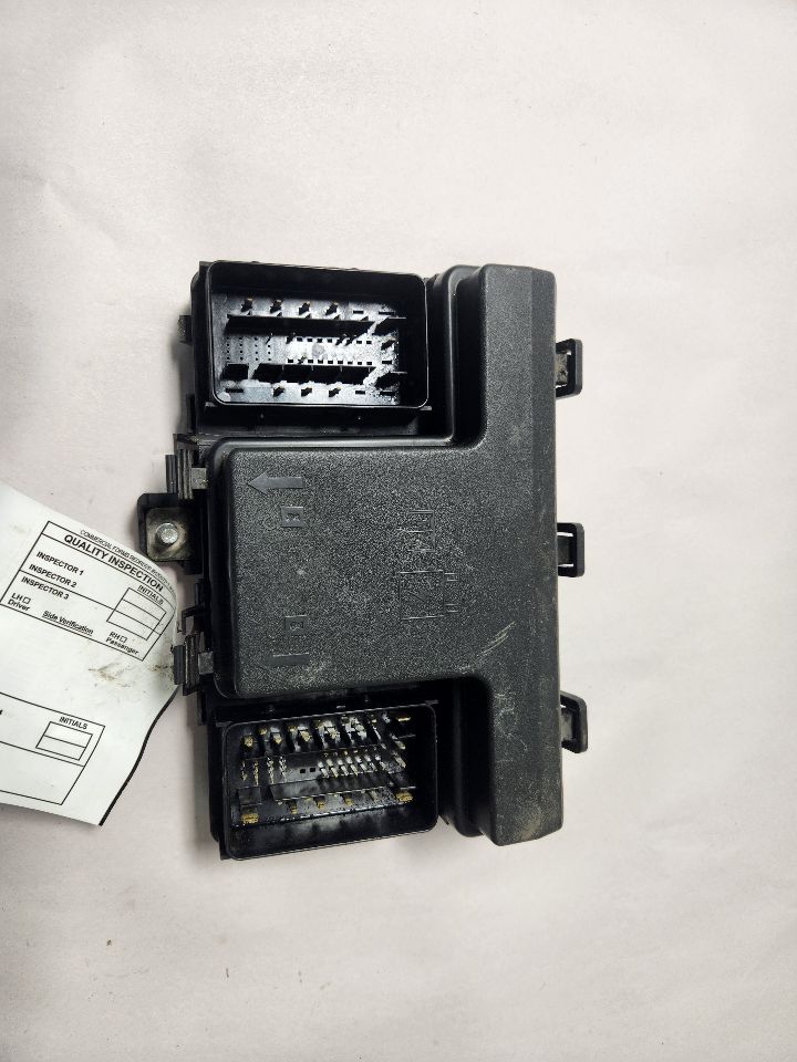 2013 LINCOLN MKZ 4cyl Gasoline Turbo 2.0 Fuse Box, Engine - 468974
