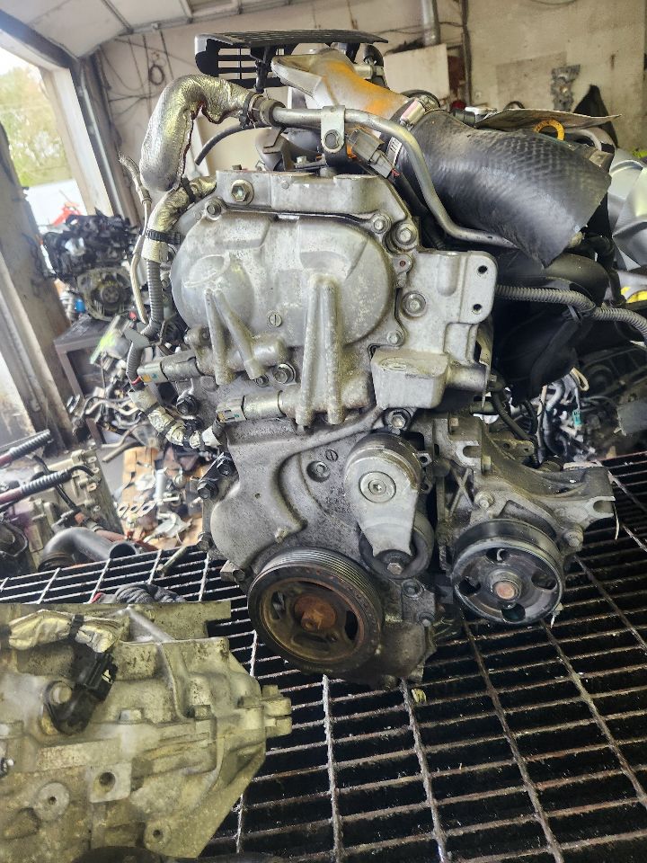 2013 NISSAN JUKE ENGINE ASSEMBLY - 469028