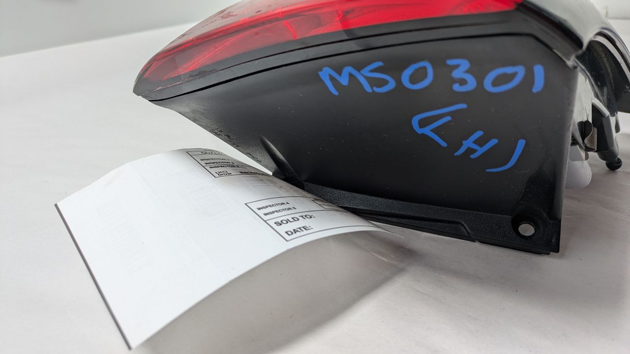 2022 JEEP VOYAGER Left TAIL LAMP - 469207 — photo 2