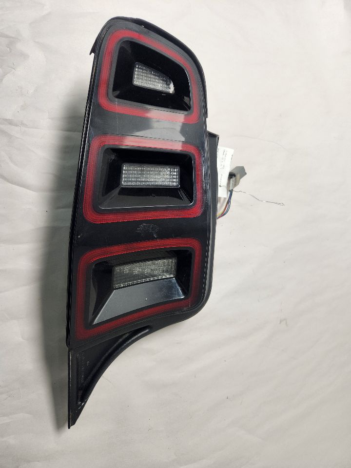 2014 FORD MUSTANG Left TAIL LAMP - 469235