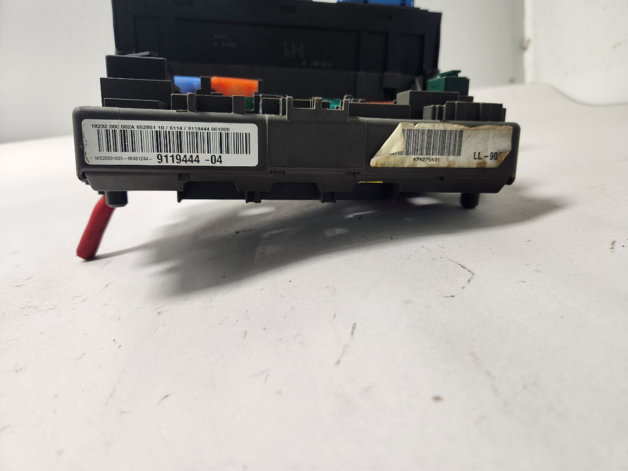 2010 BMW 328i Fuse Box, Engine - 469354 — photo 3