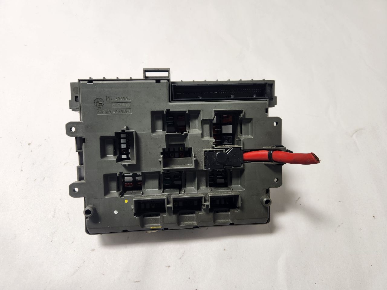 2010 BMW 328i Fuse Box, Engine - 469354 — photo 5