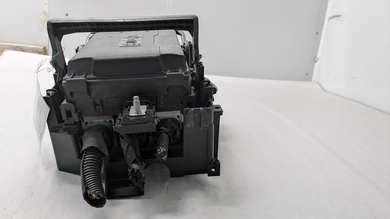 2016 GMC YUKON Fuse Box, Engine - 469694 — photo 2