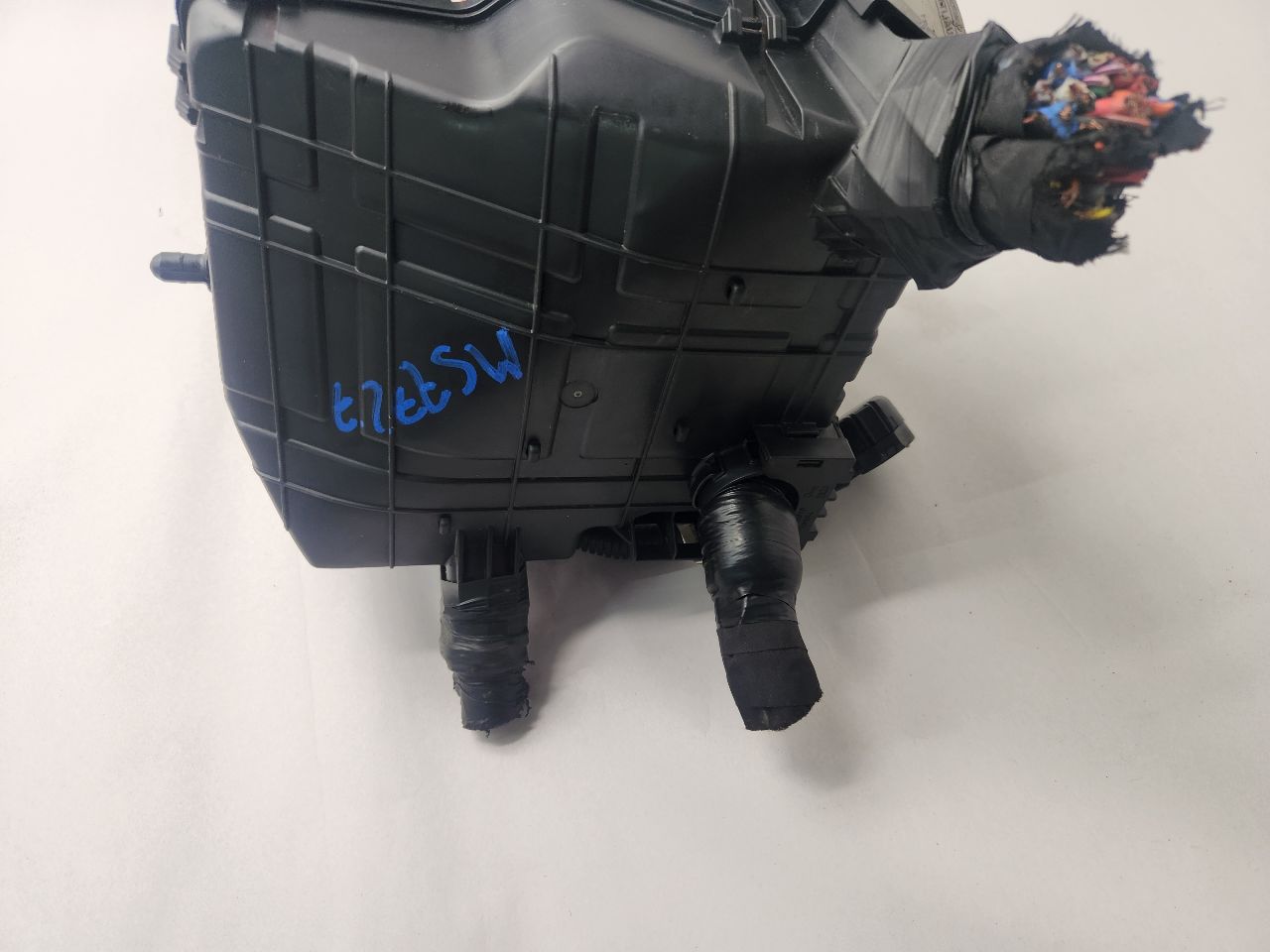 2022 HYUNDAI TUCSON Fuse Box, Engine - 469726 — photo 8