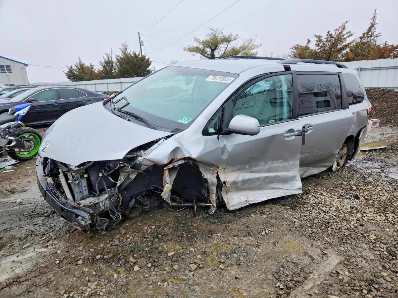 2017 TOYOTA SIENNA FRAME - 469787 — photo 1
