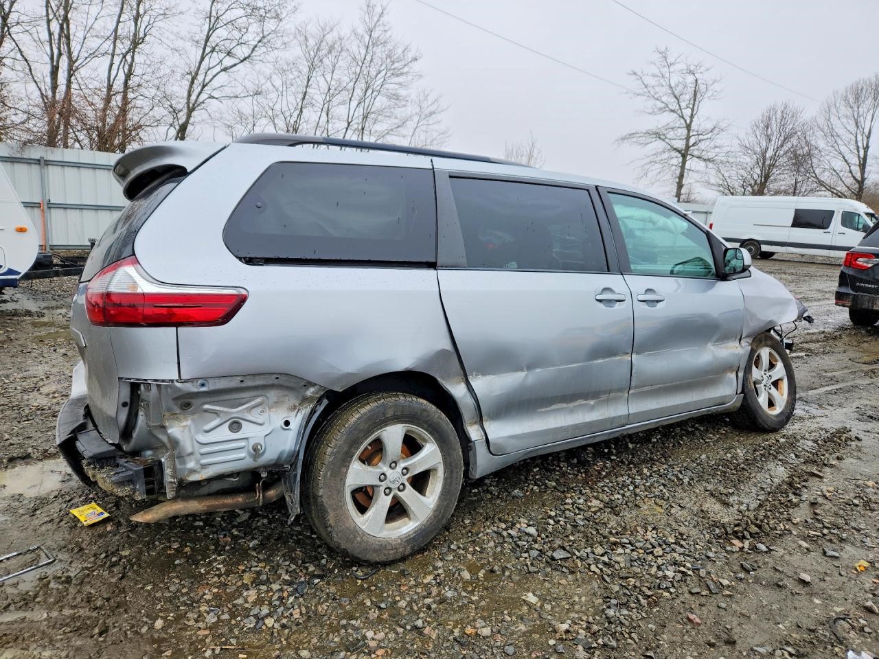 2017 TOYOTA SIENNA FRAME - 469787 — photo 3