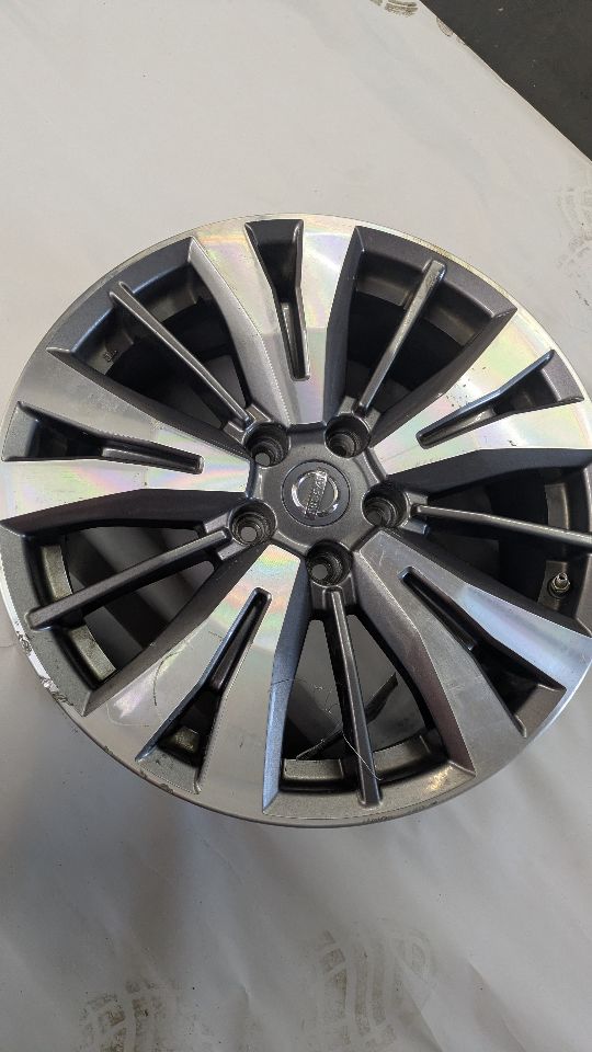 2017 NISSAN PATHFINDER WHEEL - 469858 — photo 1