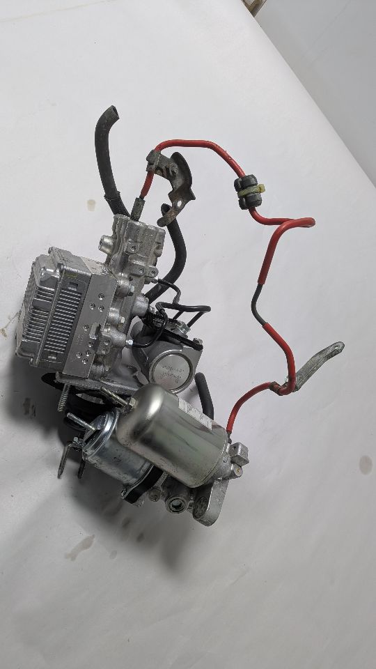 2011 TOYOTA PRIUS Anti-lock Brake Pts - 469909