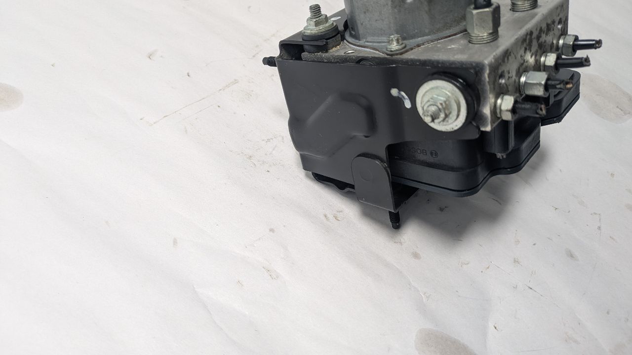 2017 NISSAN ROGUE SPORT Anti-lock Brake Pts - 470015 — photo 4