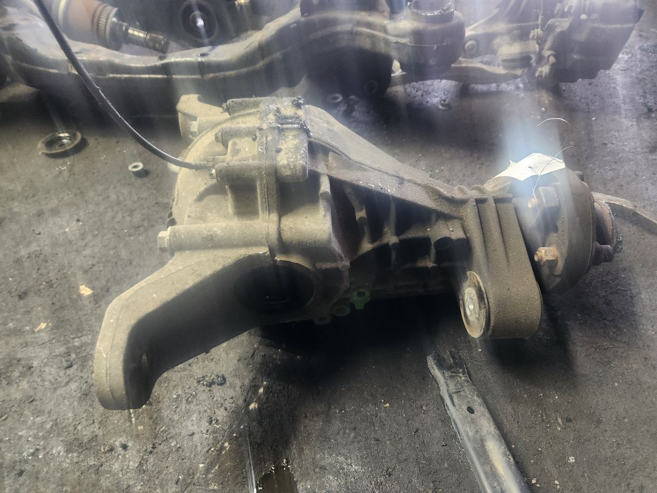 2012 MERCEDES-BENZ GL-CLASS CARRIER ASSEMBLY - 470024 — photo 3