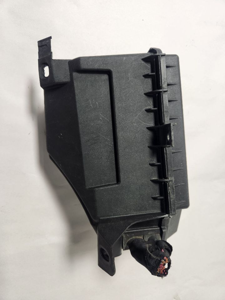2012 MERCEDES-BENZ GL-CLASS Fuse Box, Engine - 470037 — photo 2