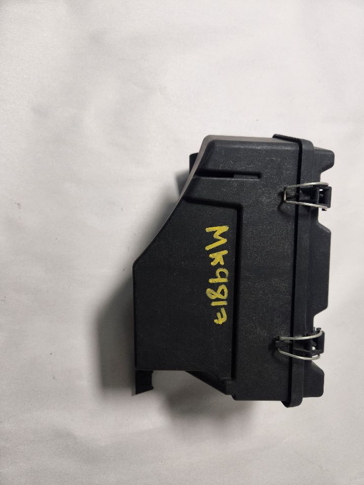 2012 MERCEDES-BENZ GL-CLASS Fuse Box, Engine - 470037 — photo 3