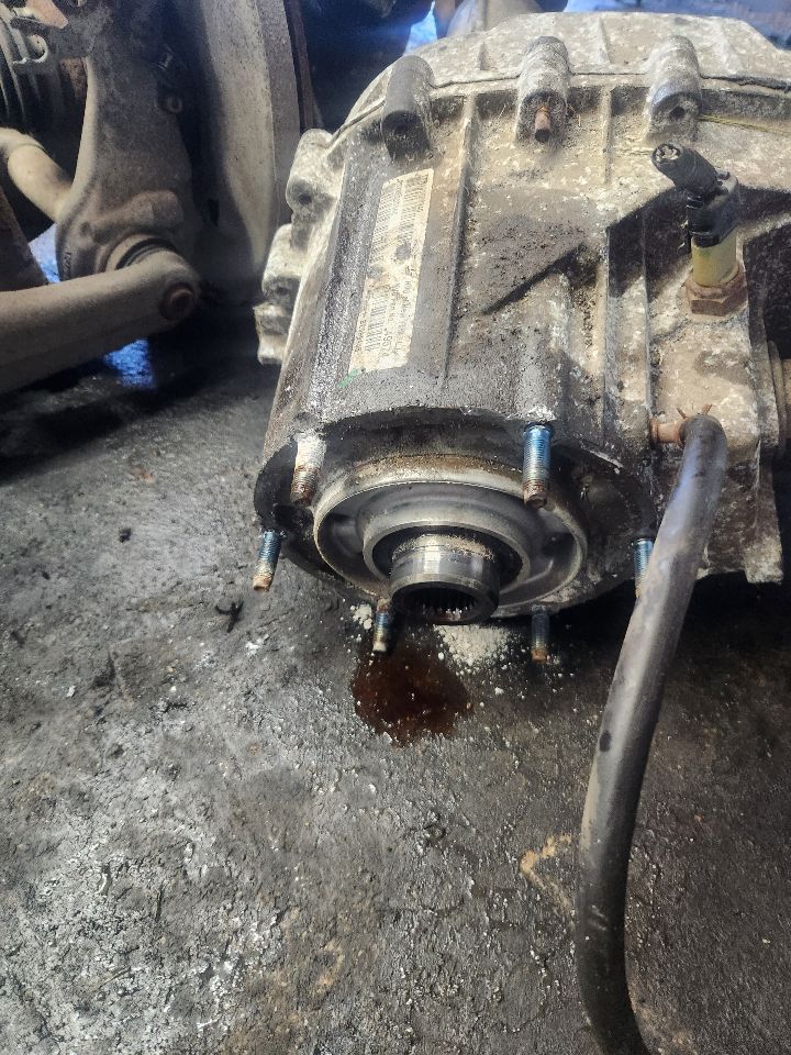 2005 DODGE 1500 PICKUP TRANSFER CASE ASSY - 470063 — photo 2