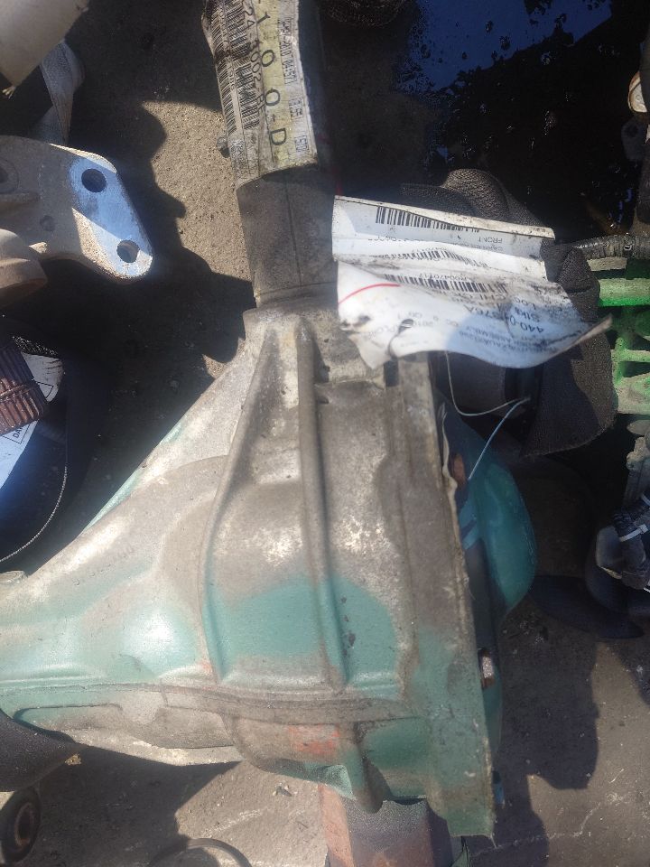 2010 FORD EXPLORER CARRIER ASSEMBLY - 470117 — photo 2