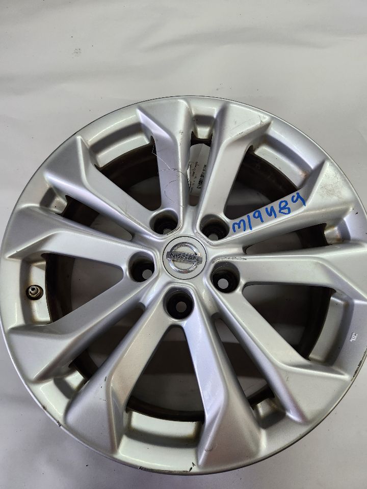 2016 NISSAN ROGUE WHEEL - 470141 — photo 1