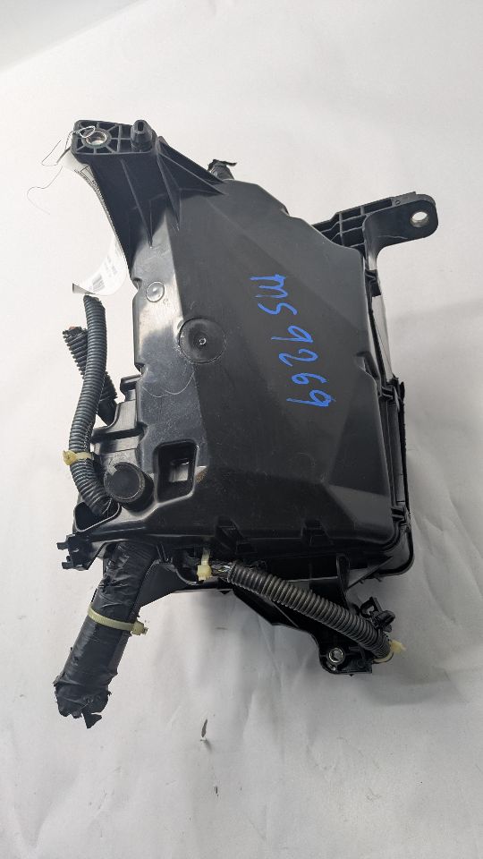 2010 TOYOTA SIENNA Fuse Box, Engine - 470251 — photo 5