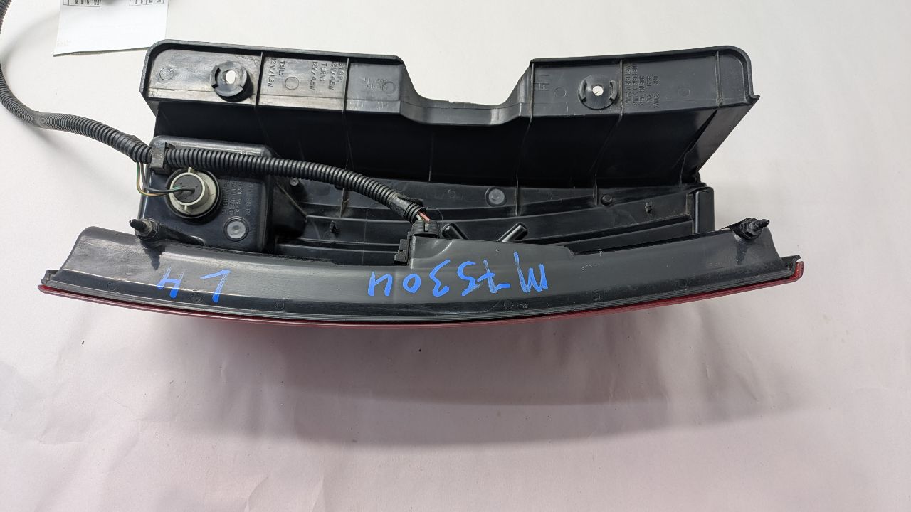 2012 CADILLAC ESCALADE Left TAIL LAMP - 470432 — photo 3