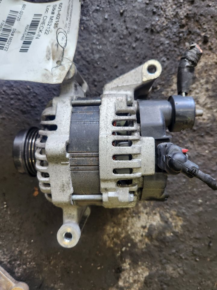 2017 CHEVROLET CRUZE ALTERNATOR - 470493 — photo 1