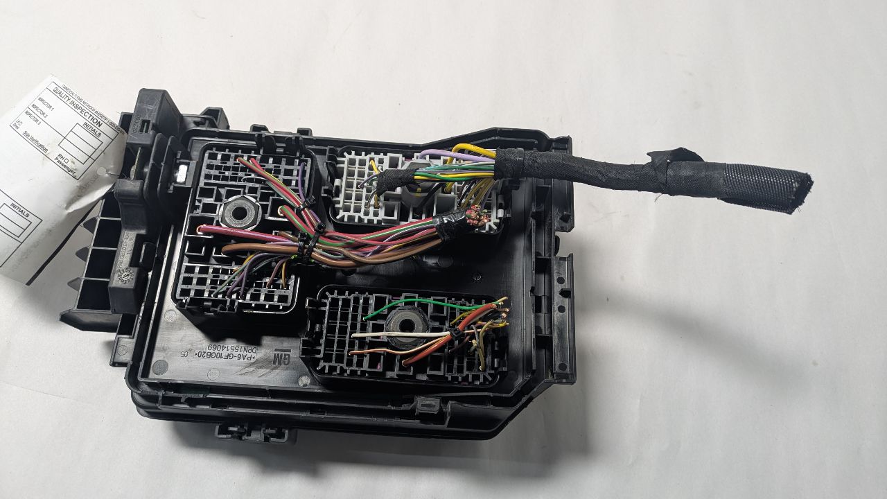 2017 CHEVROLET CRUZE Fuse Box, Engine - 470495 — photo 1