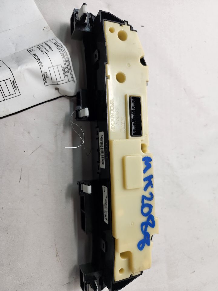 2015 HONDA ACCORD TEMP CONTROL - 470572 — photo 2