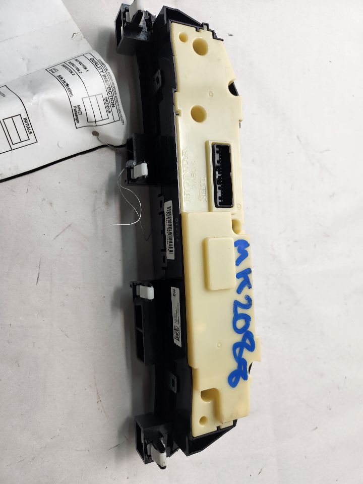 2015 HONDA ACCORD TEMP CONTROL - 470572 — photo 3