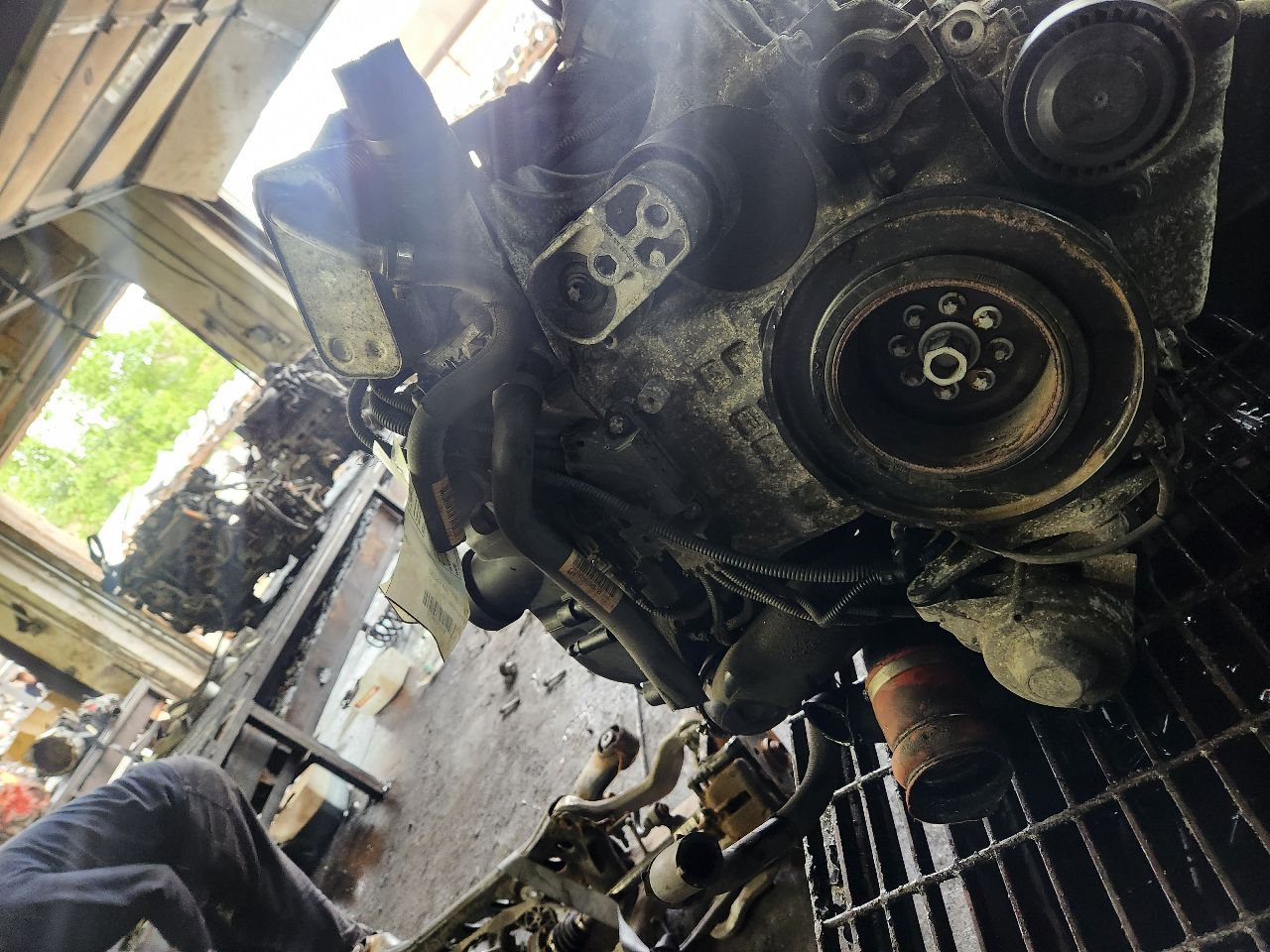 2016 BMW 535i ENGINE ASSEMBLY - 470586 — photo 2
