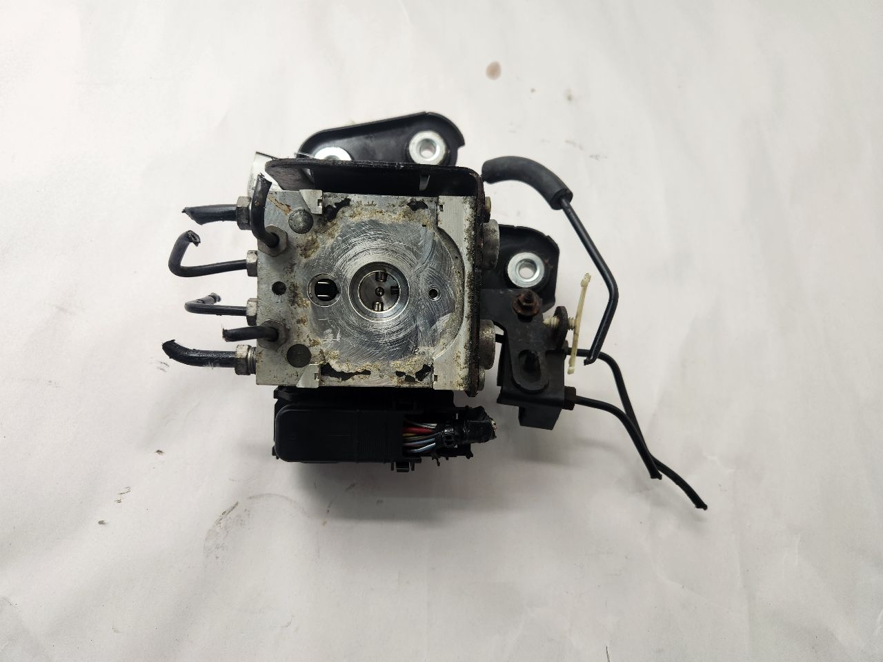 2011 FORD ESCAPE Anti-lock Brake Pts - 470606
