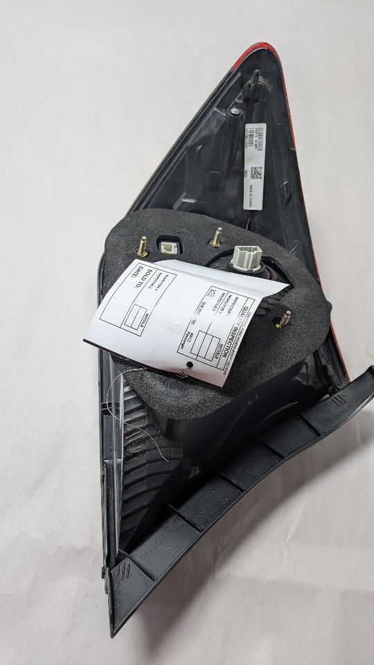 2014 HONDA CIVIC Right TAIL LAMP - 470716 — photo 2