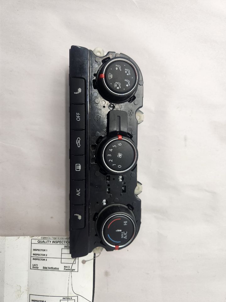 2014 VOLKSWAGEN PASSAT TEMP CONTROL - 470883