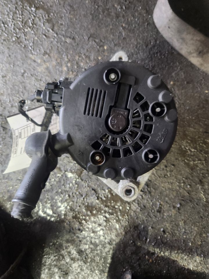 2018 HYUNDAI TUCSON ALTERNATOR - 470896 — photo 1