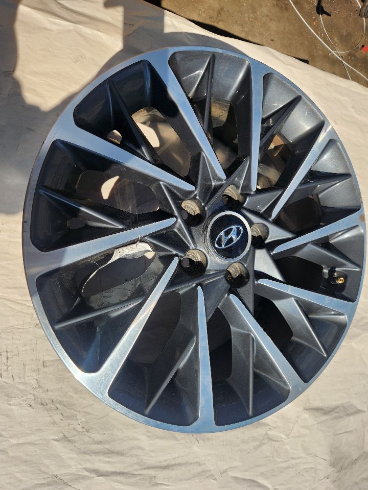 2020 HYUNDAI SONATA WHEEL - 470920 — photo 3