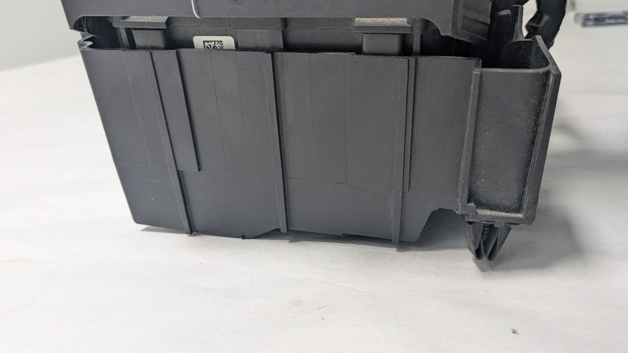 2018 CHEVROLET MALIBU Fuse Box, Engine - 471007 — photo 5